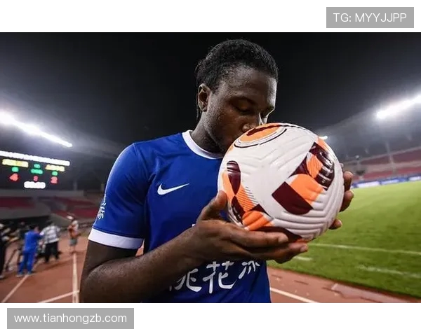 斯坦丘点球失手遭网暴 热那亚官方发声捍卫足球尊严体育精神底线